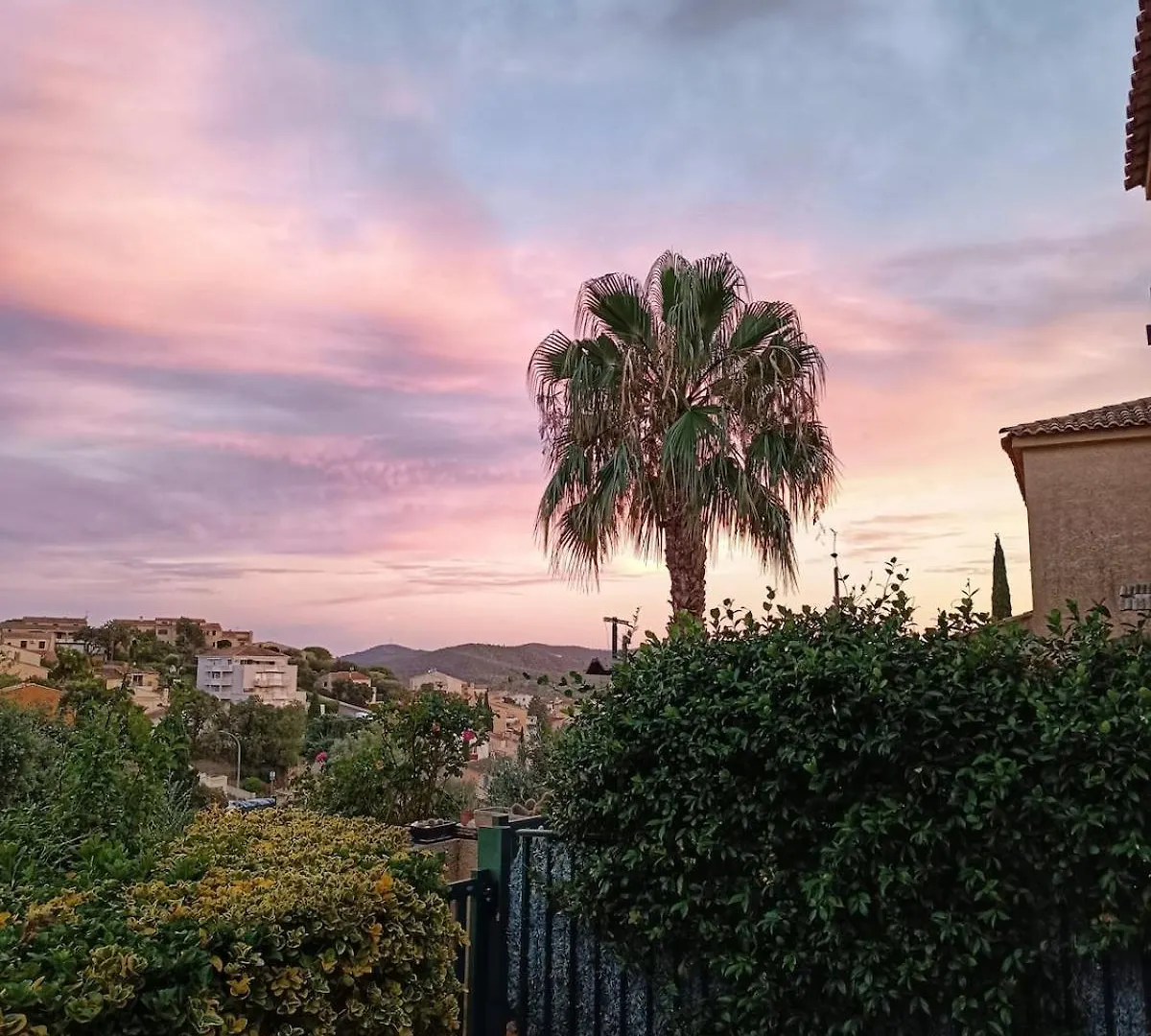Appartement Bormes-Les-Mimosas - Residence Avec Piscine Francia